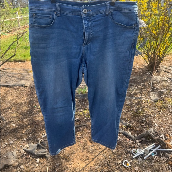 INC International Concepts Medium Blue Cropped Boyfriend Jeans - Picture 2 of 7